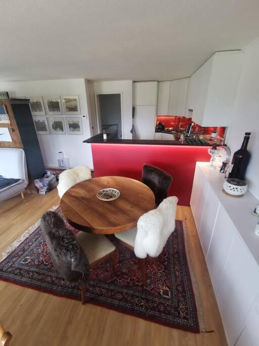 Neb-Thun Einigen, Wohnung Am See Шпиц Экстерьер фото